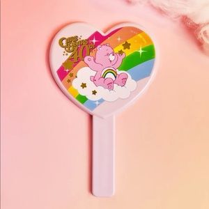 Care Bears Rainbow Cloud Heart Hand Mirror Makeup Hair Vanity 40th 💕💕
